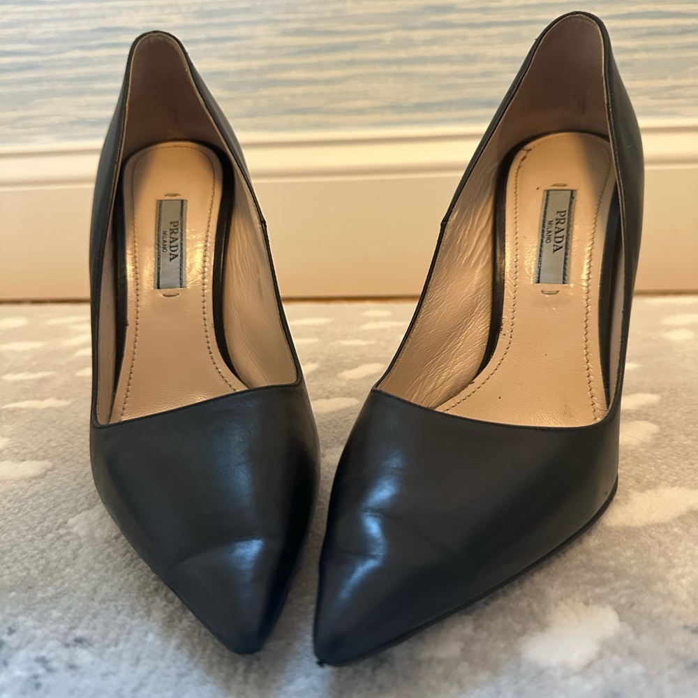 Prada Black Leather Authentic Heel Stilettos, size 37.5 - Picture 2 of 6